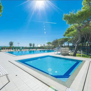 Apartment Park - Walterigato Solo Per Famiglie, Lido di Jesolo